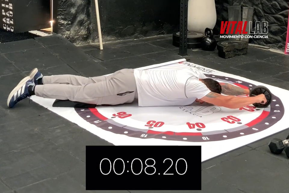 Challenge Desafío de rueda abdominal con plancha para core.
